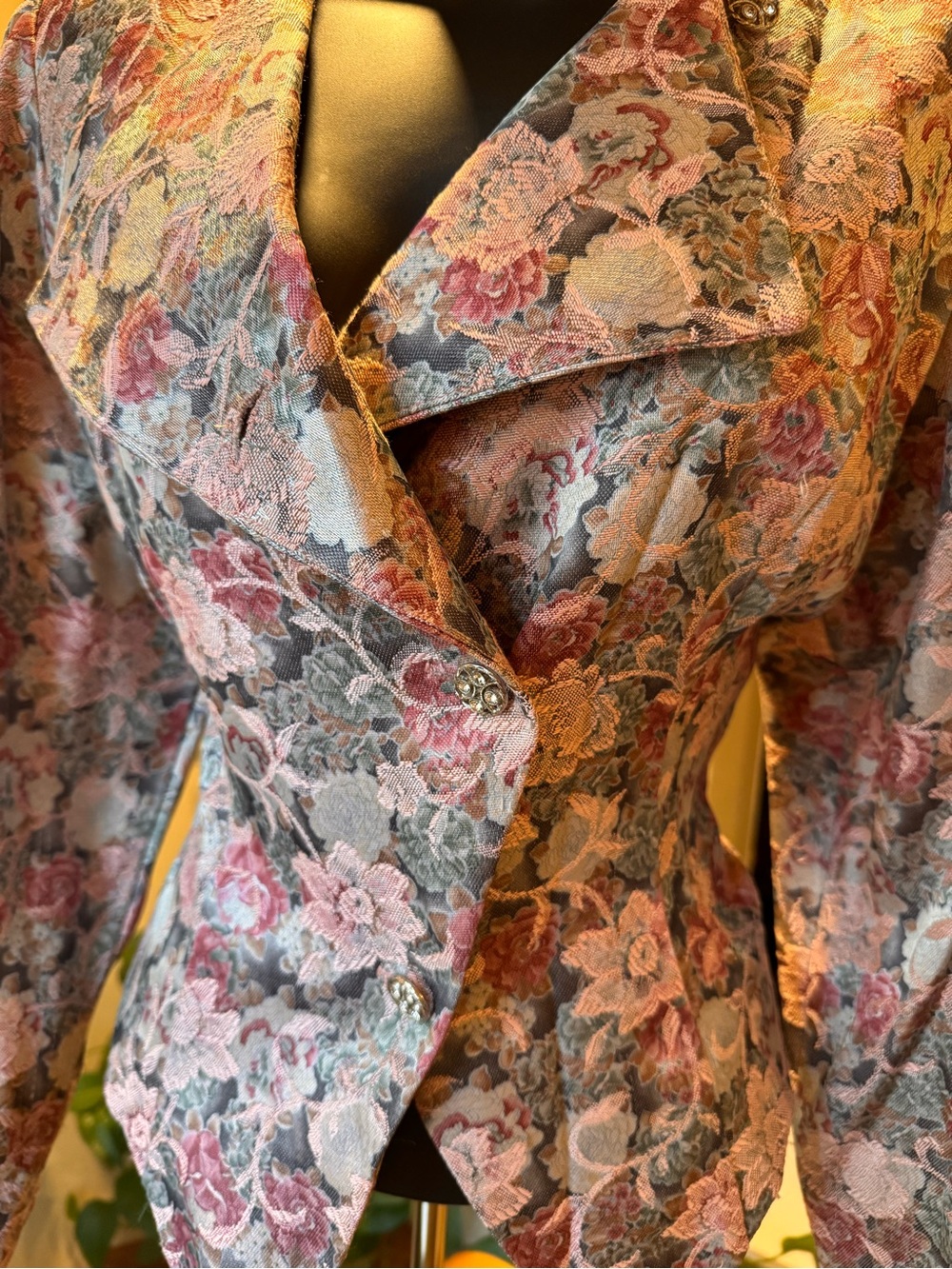 Vintage handmade floral tapestry blazer